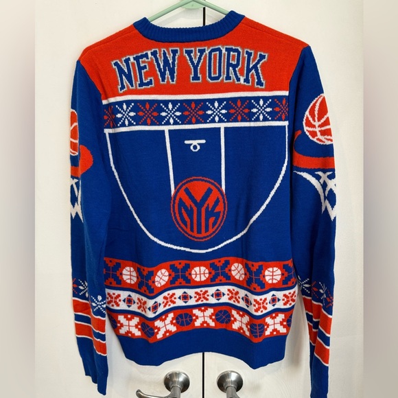 Men’s New York Knicks Christmas Sweater - Picture 3 of 7